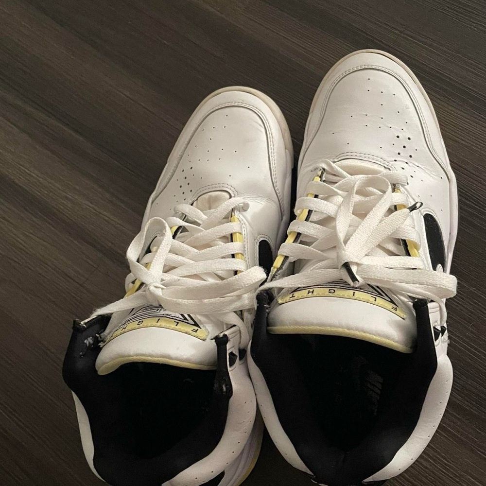Nike White and Black Men's Shoes